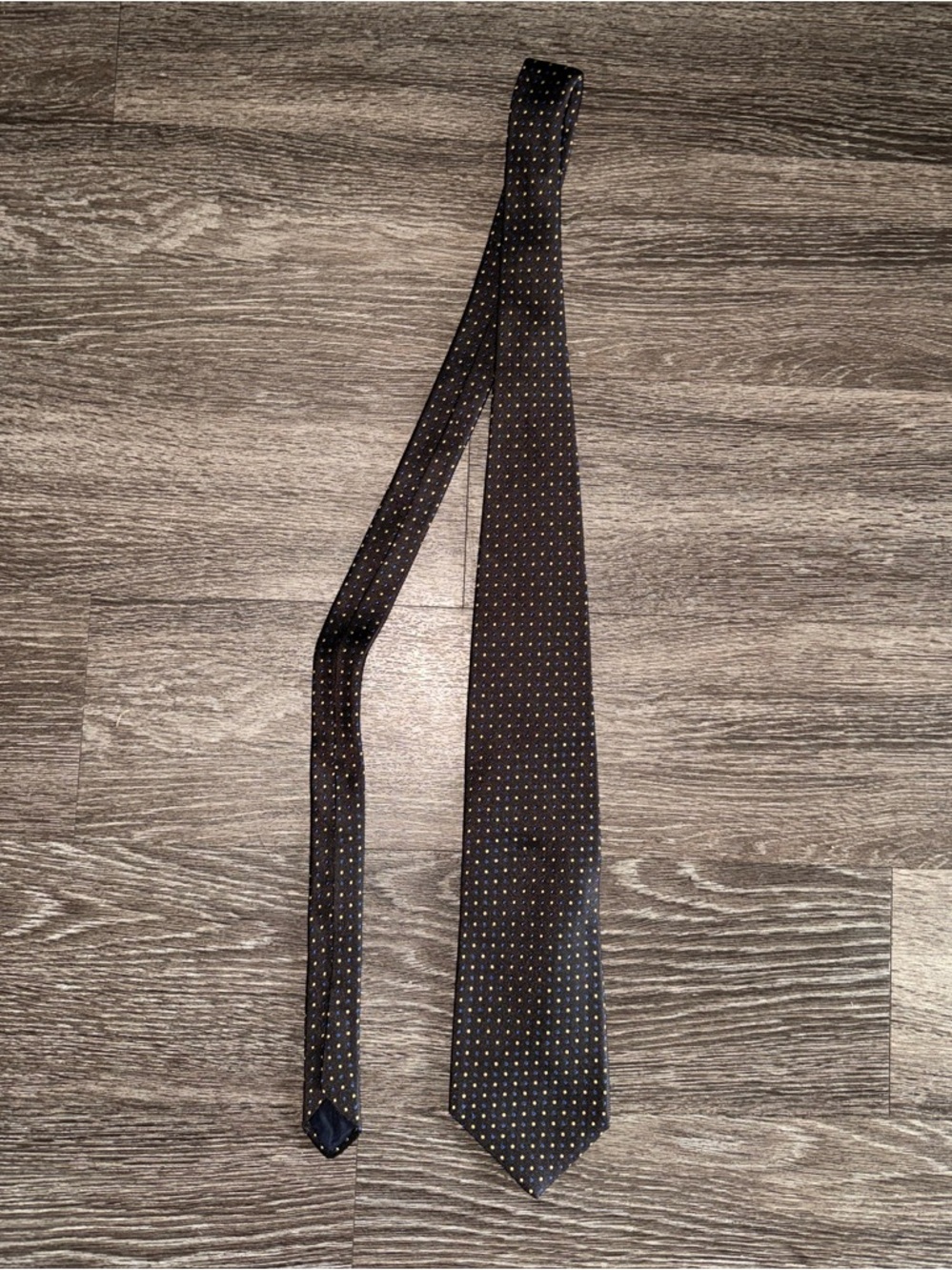 Brown Brooks Brothers Makers tie with yellow and blue pin dot